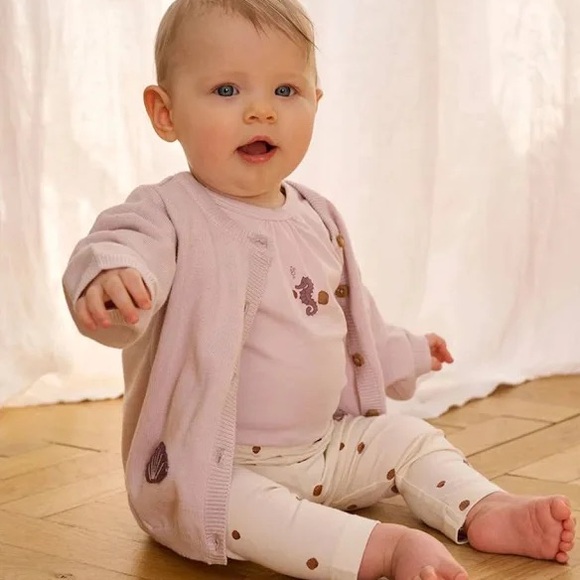 Fixoni Beige Cardigan with Shell Design - Picture 3 of 7